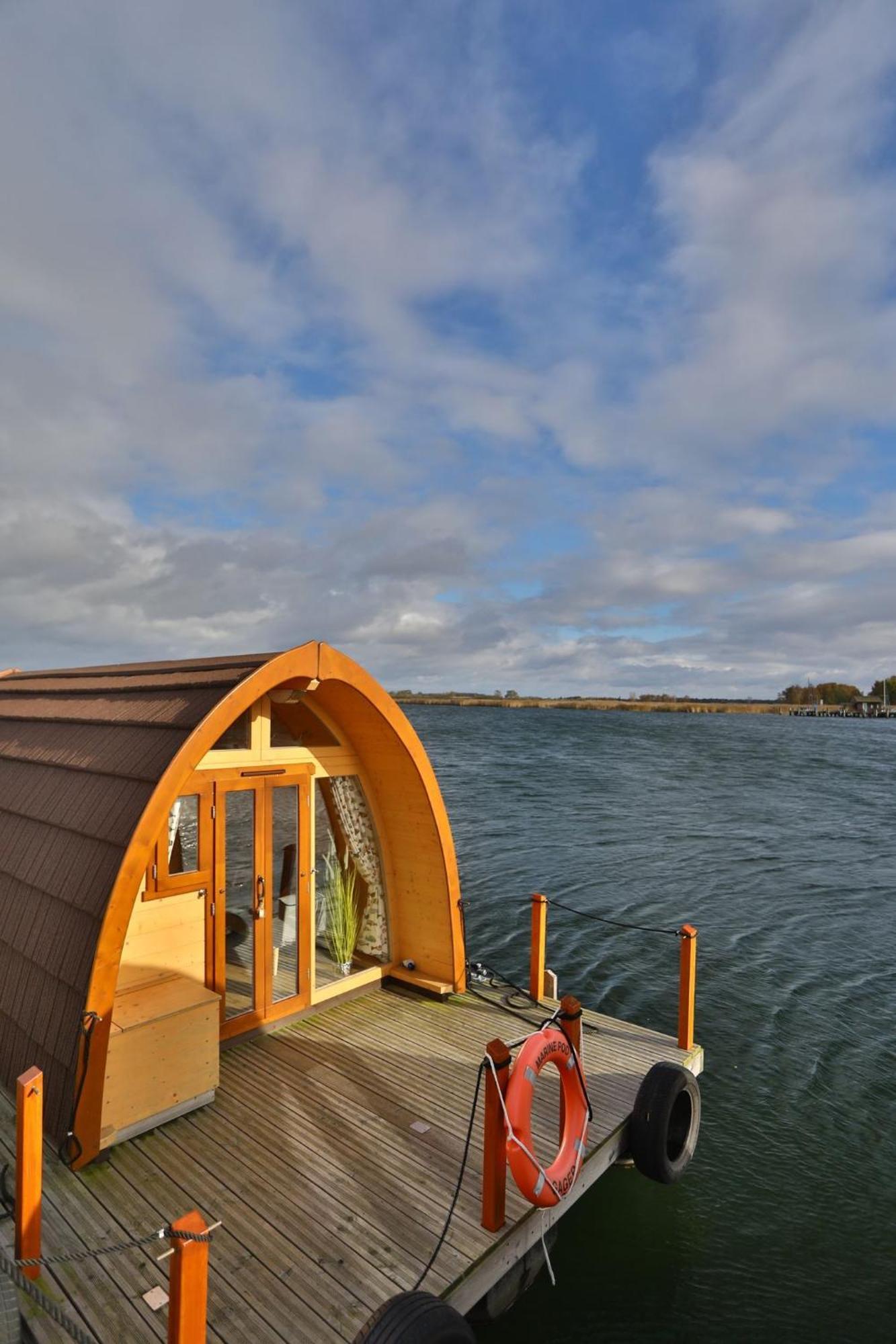 Hausboot Dotterbart Hotel Gager Exterior photo